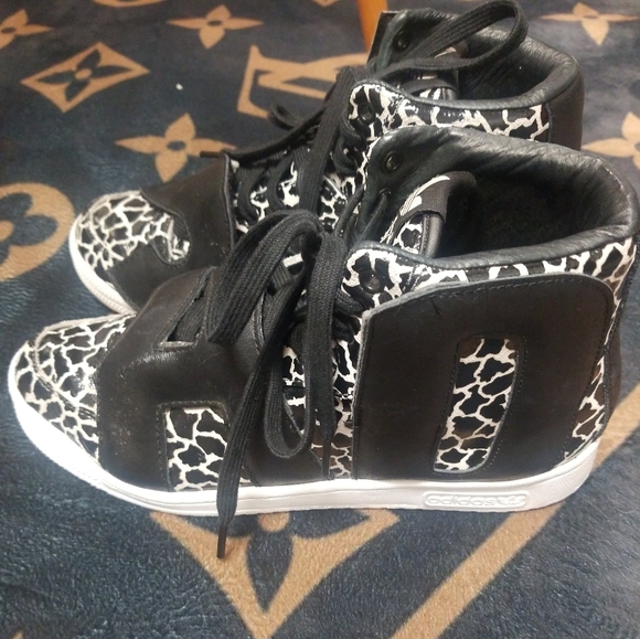 jeremy scott letters